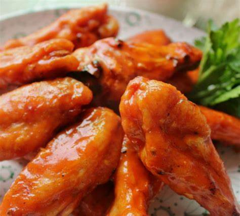 Frank`s RedHot Wings sauce buffalo 1.36 l  ( 2x 680ml)/ 1.44kg ( 2x720g)