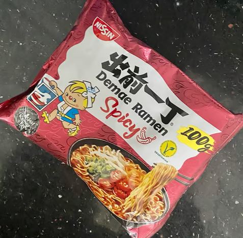 Nissin Fideos Picantes 100gr