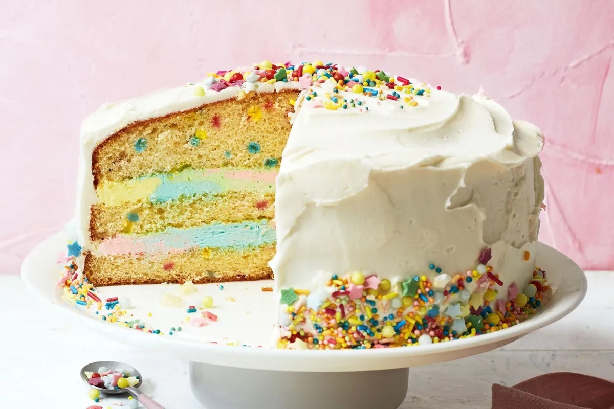 Betty Crocker Rainbow Chip Party Cake Mix 425g