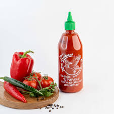 Uni-Eagle Sriracha Hot Chilli Sauce 815g 740 ml