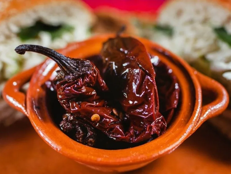 Herdez Chiles Chipotles Enteros en Adobe 215gr - Imagen 2